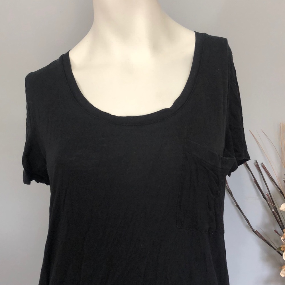 Black Mossimo T-shirt with pocket, M